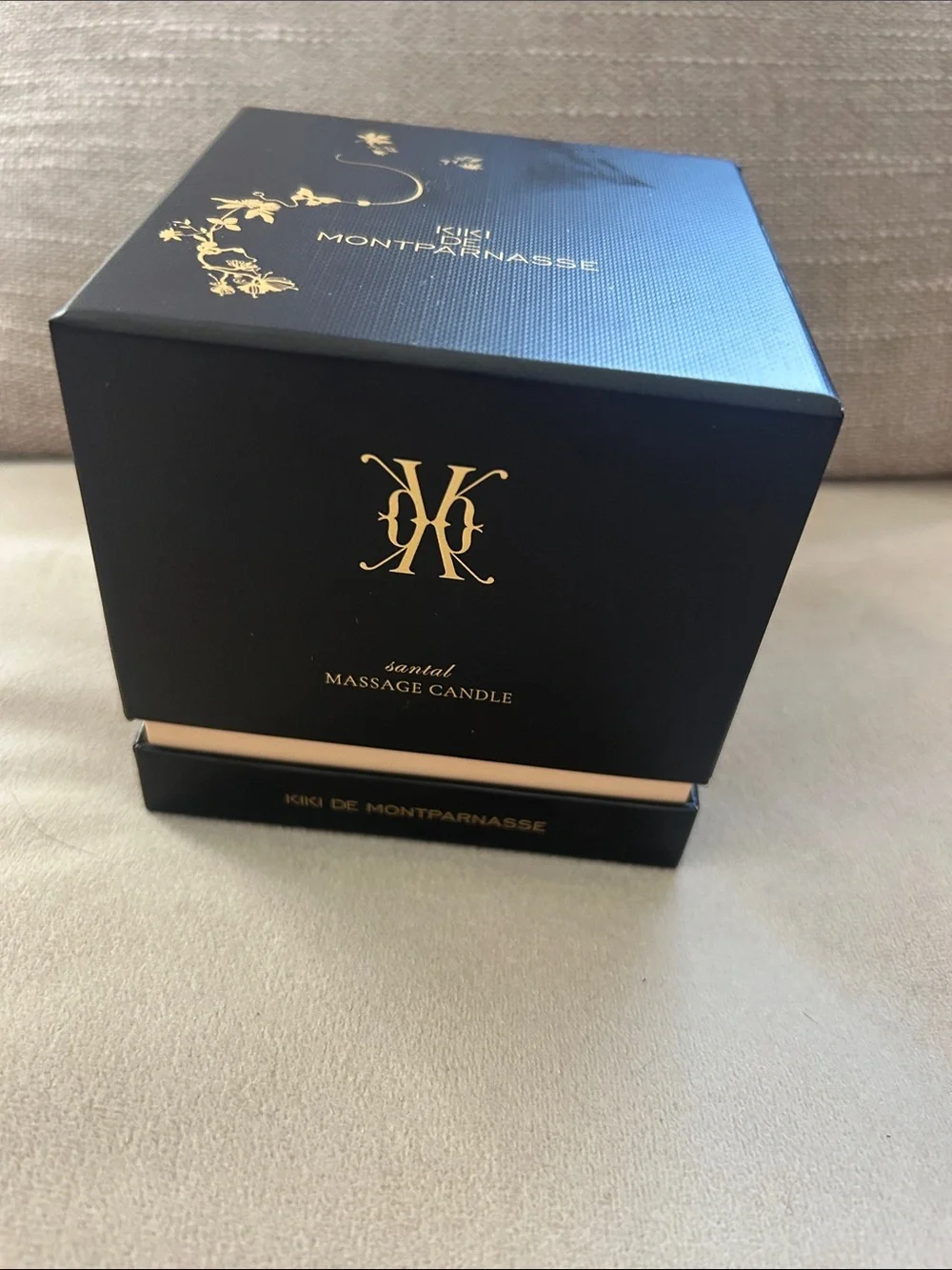 New in Box Kiki De Montparnasse Massage Candle in Santal